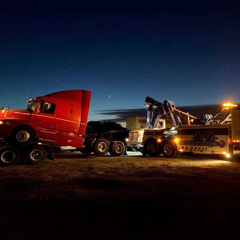Heavy Duty Towing In Galt | Aj'S Towing