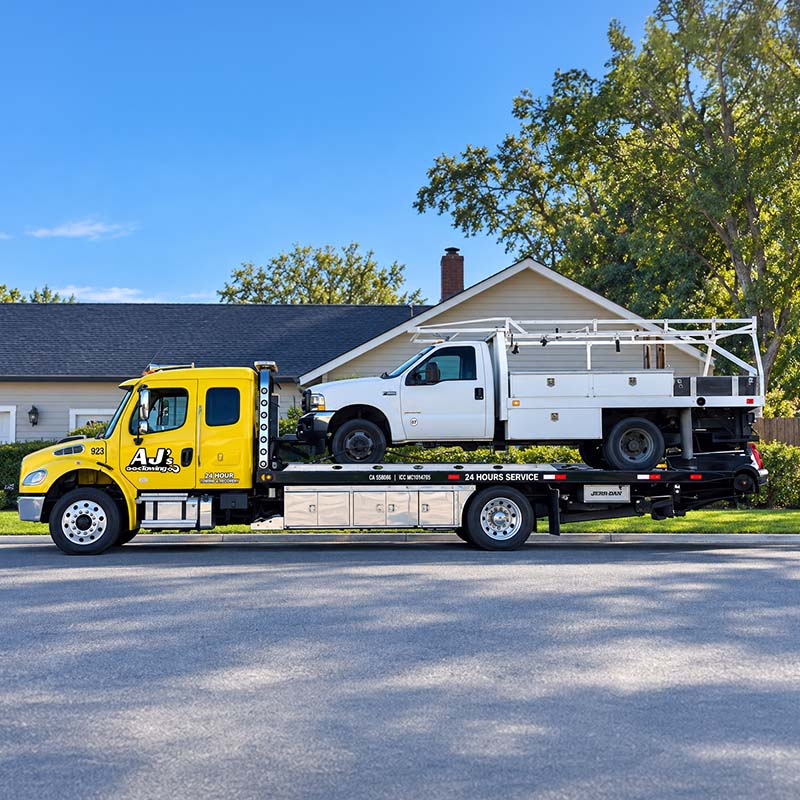 Light &Amp; Medium Duty Towing In Sacramento | Aj'S Towing