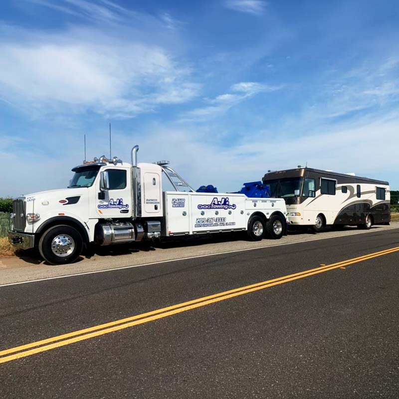 Heavy Duty Towing In Sacramento | Aj'S Towing